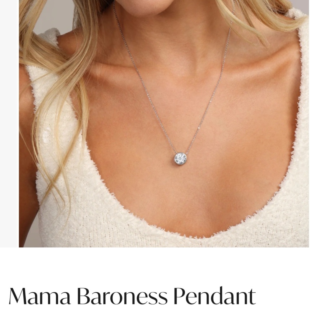 NWT Melinda Maria Silver Necklace with Clear Stone Pendant